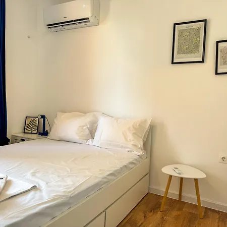 1br Near Mall With Workspace By Flat Manаger Apartment