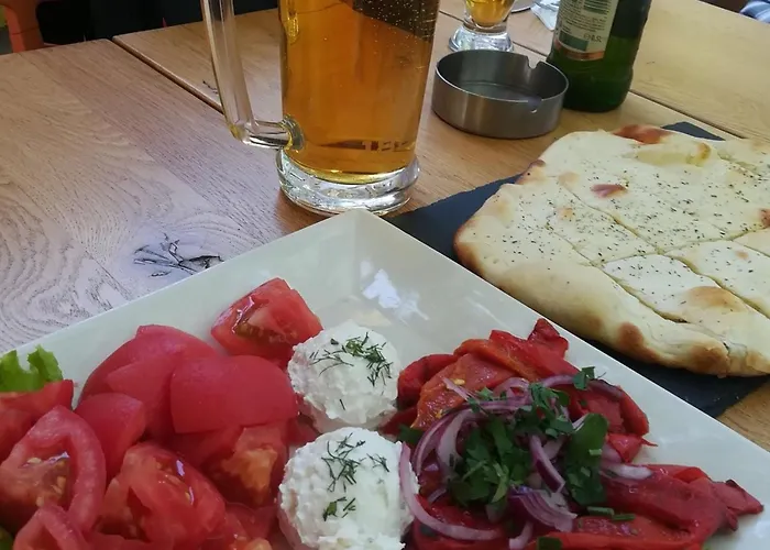 公寓 1br With A Designated Workspace, Free Street Parking And Free Gym Pass *